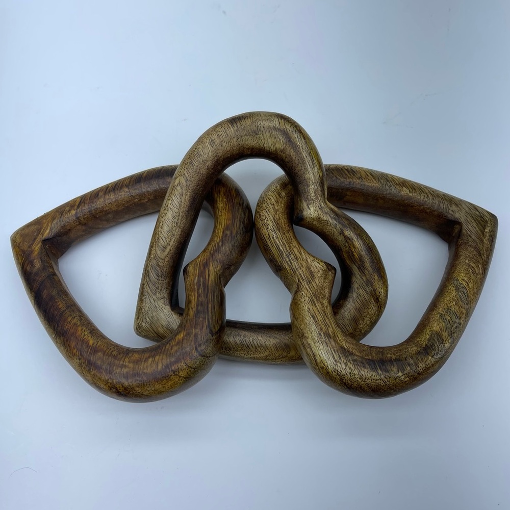 Wood Carved Heart Link Rings Decor Folk Art Wall Hanging Coffee Table Brown Love